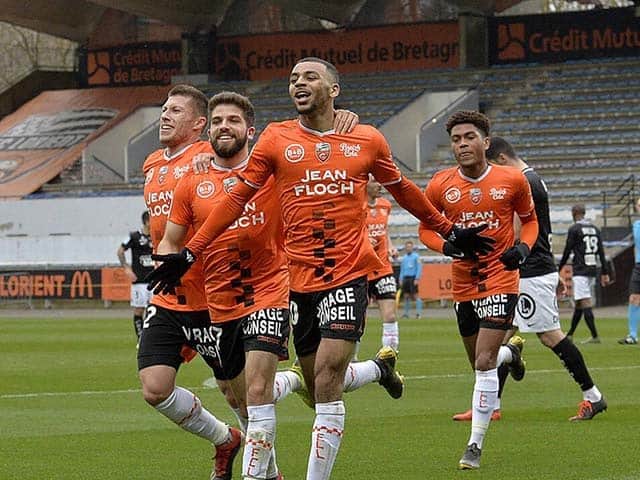 Soi kèo nhà cái trận Lorient vs Olympique Marseille, 24/10/2020