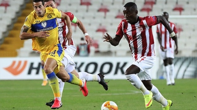 Soi kèo nhà cái trận Maccabi Tel Aviv vs Sivasspor, 11/12/2020