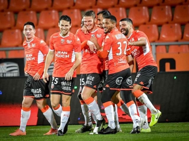 Soi kèo nhà cái trận Nice vs Lorient, 24/12/2020