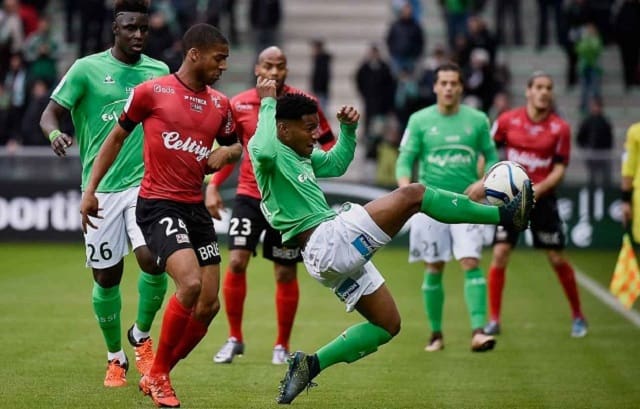 Soi kèo nhà cái trận St Etienne vs Angers, 12/12/2020