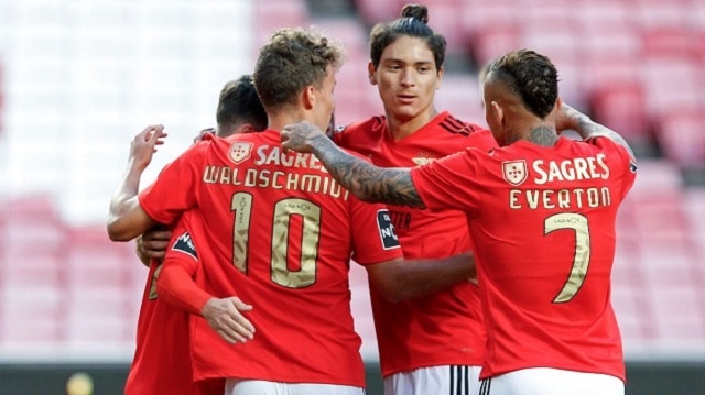 Soi kèo nhà cái trận Standard Liège vs Benfica, 11/12/2020