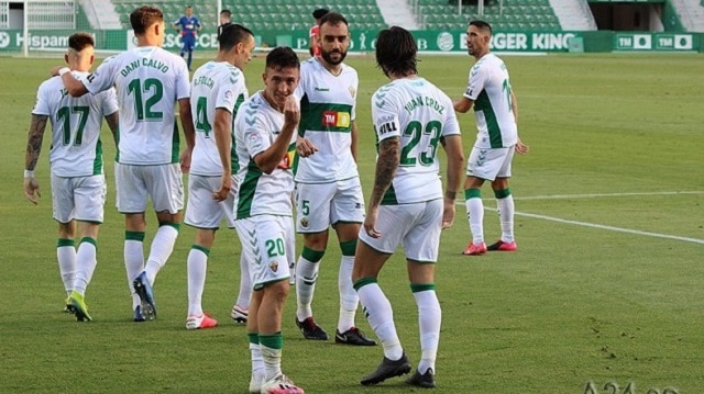 Soi kèo nhà cái trận Elche vs Sevilla, 6/3/2021