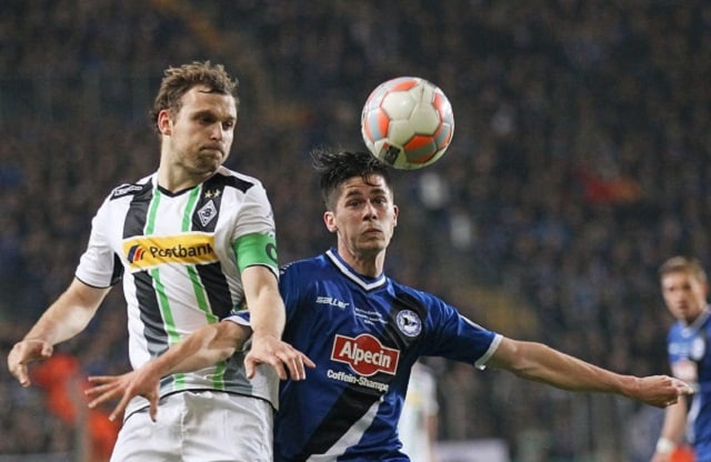 Soi kèo nhà cái trận B. Monchengladbach vs Arminia Bielefeld, 25/04/2021