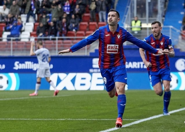 Soi kèo nhà cái trận Eibar vs Levante, 10/04/2021