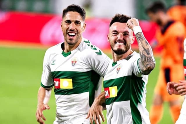 Soi kèo nhà cái trận Elche vs Alaves, 12/05/2021