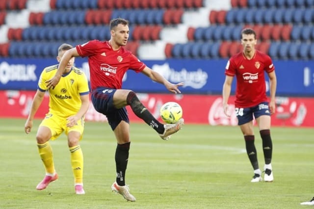 Soi kèo nhà cái trận Cadiz CF vs Osasuna, 30/08/2021